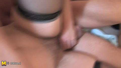 27187